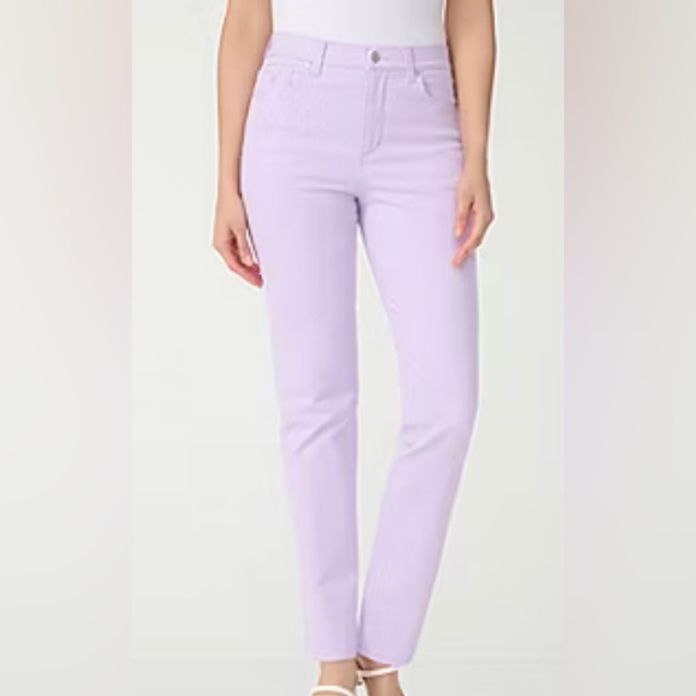 Gloria Vanderbilt Amanda Slimming Jeans in Light Lavender